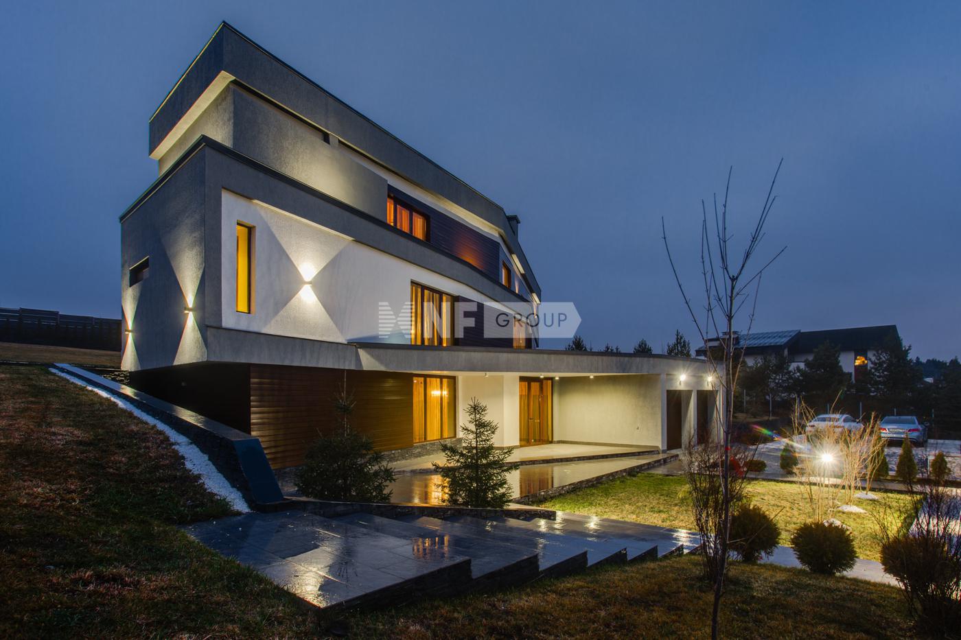 «Кристалл Истра» (Crystall Istra)