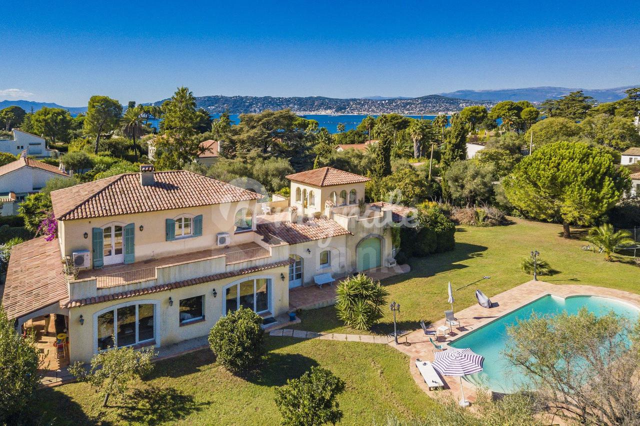 Роскошная вилла в Кап д