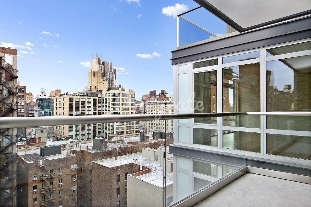 Кондоминиум в Chelsea Green, 151 W 21ST ST, 12A - Chelsea, New York