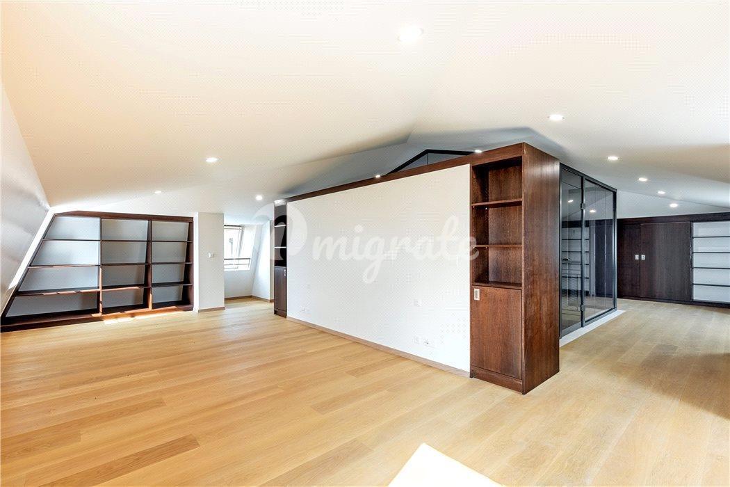 Апартамент в Pully, Vaud