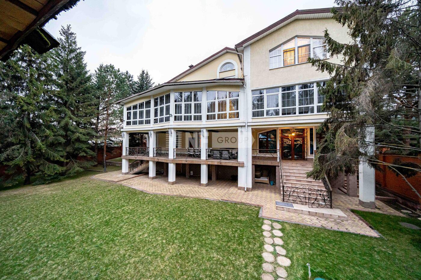 «Глухово» (Glukhovo)