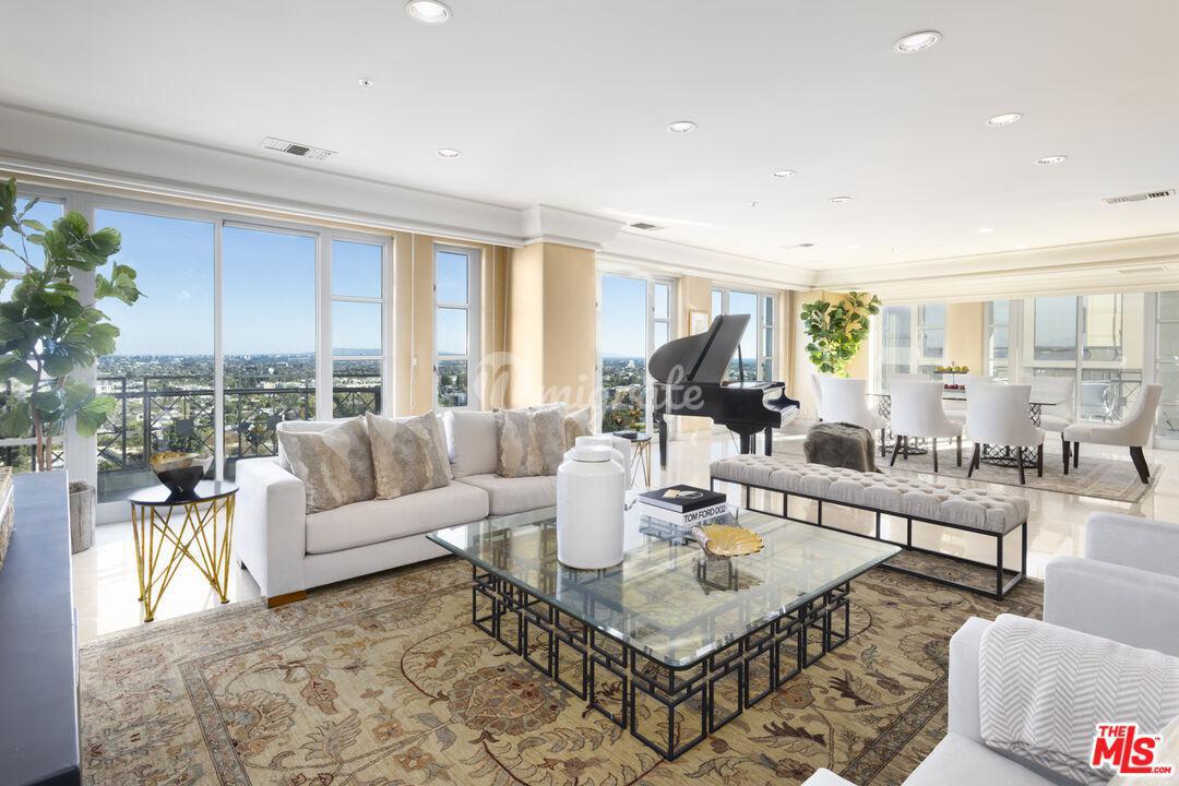 Кондоминиум в 10580 Wilshire Blvd, 12SW - Westwood / Century City, California