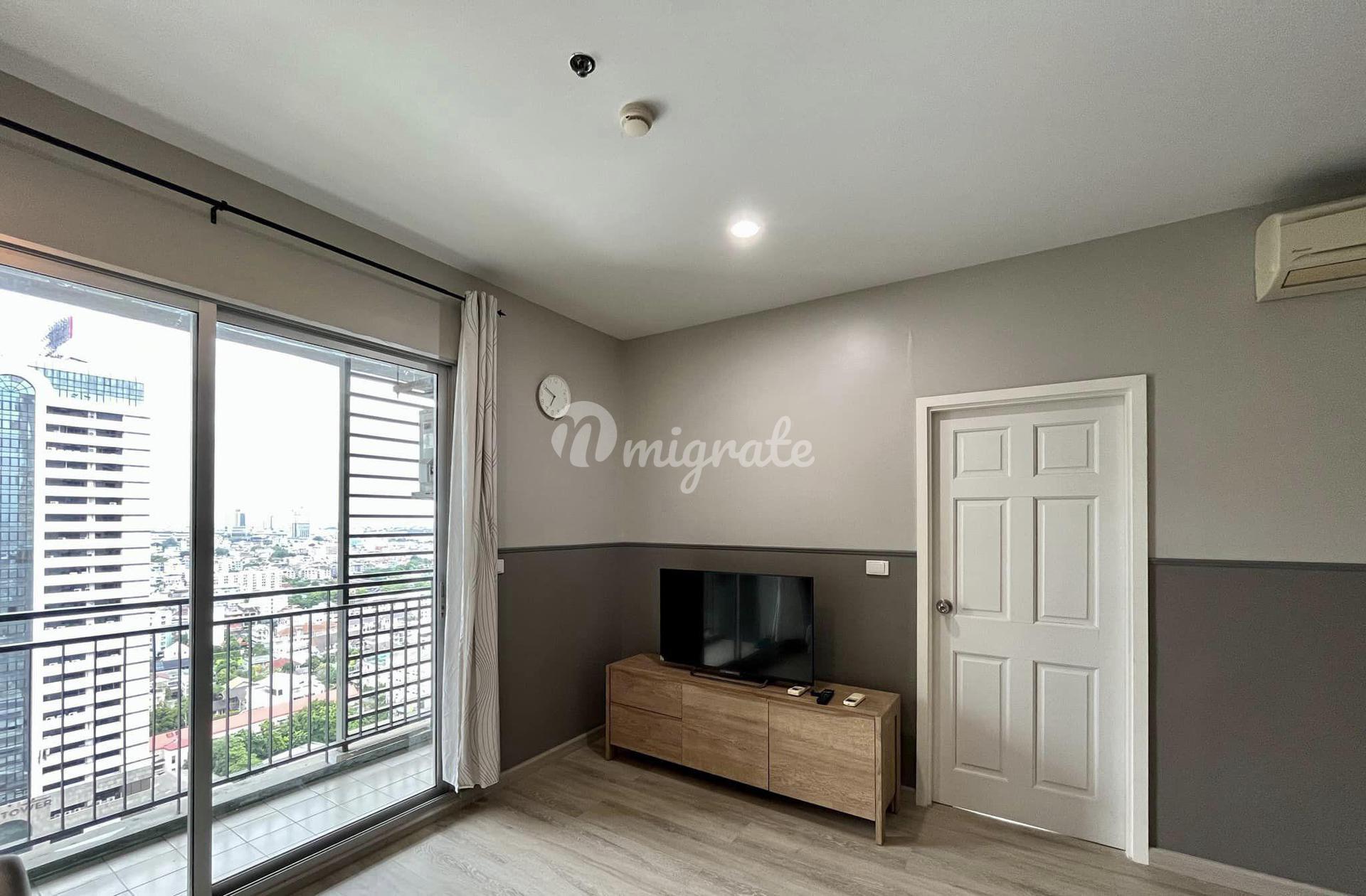 1 спален Кондо на продажу в Hive Sathorn (Hive Sathorn)