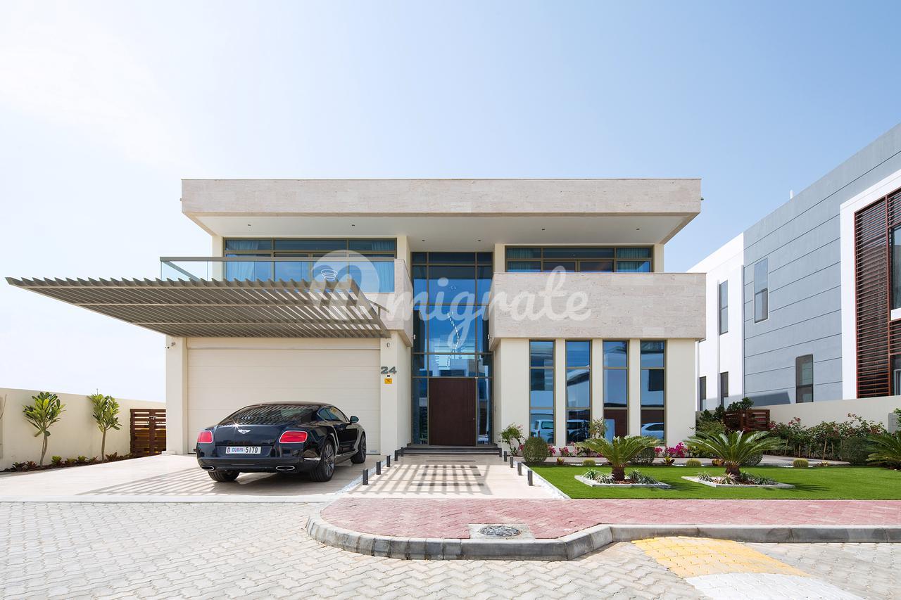 Новая современная вилла на Палм-Джумейра