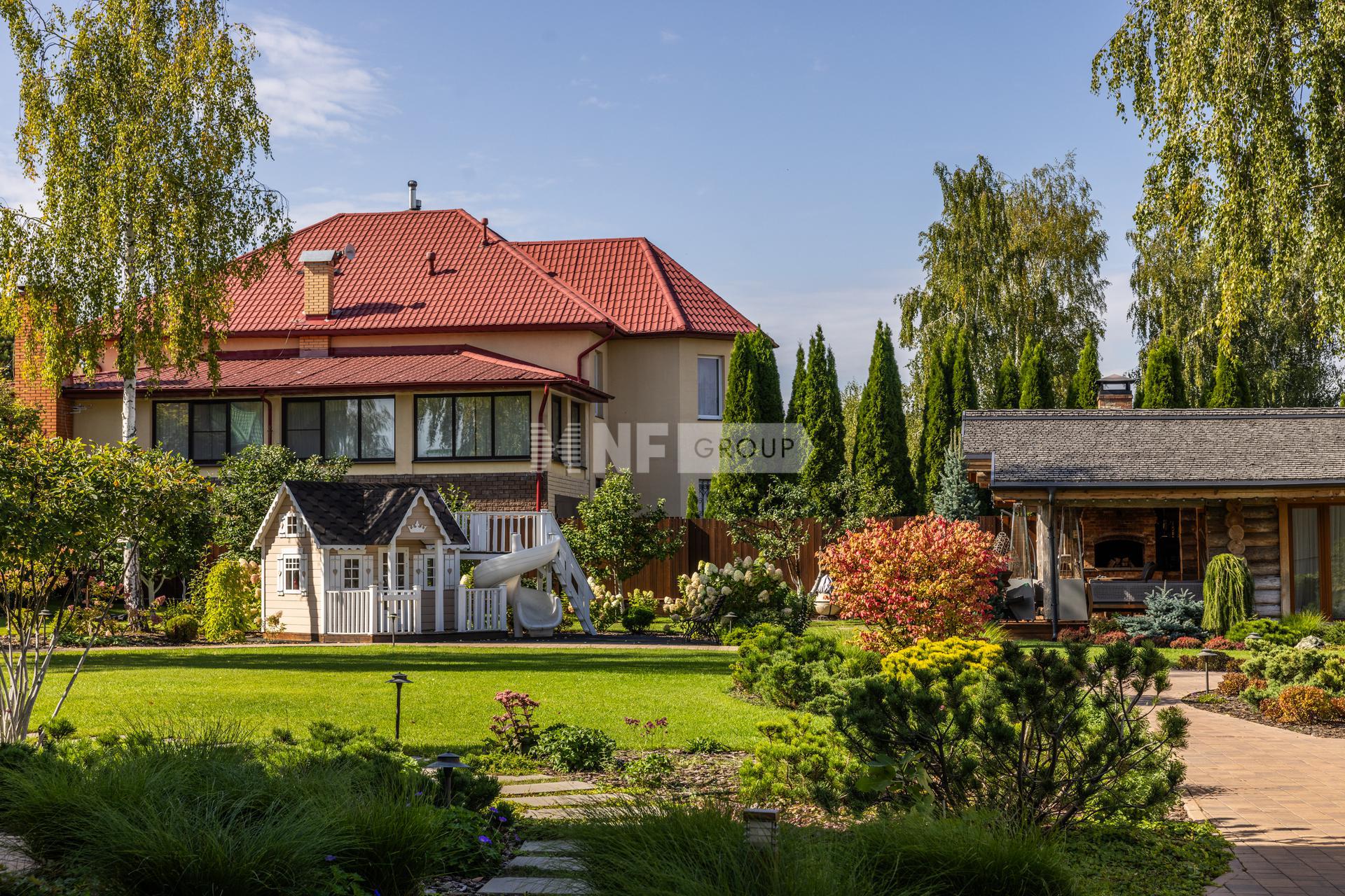 «Уварово» (Uvarovo)