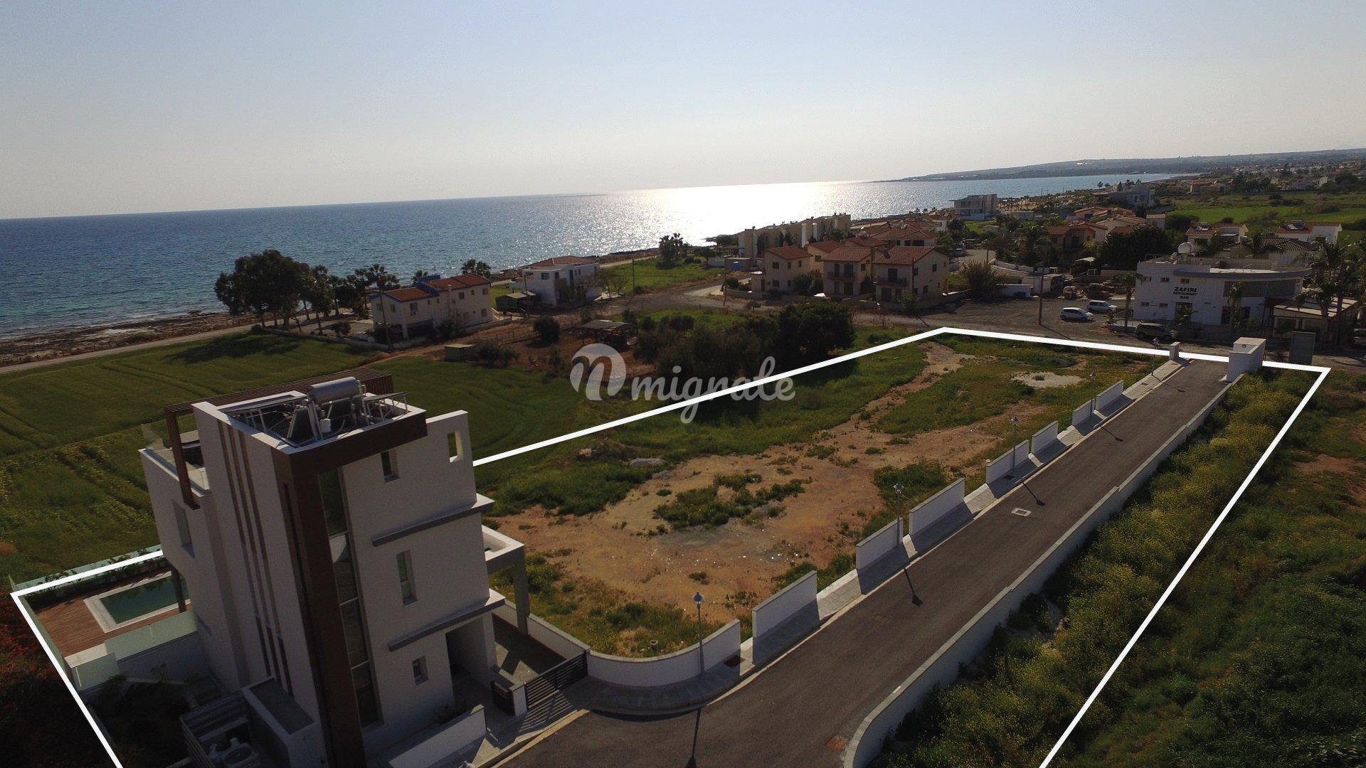 Земельный участок в Агия Текла, Фамагуста
 (Land in Agia Thekla, Famagusta)