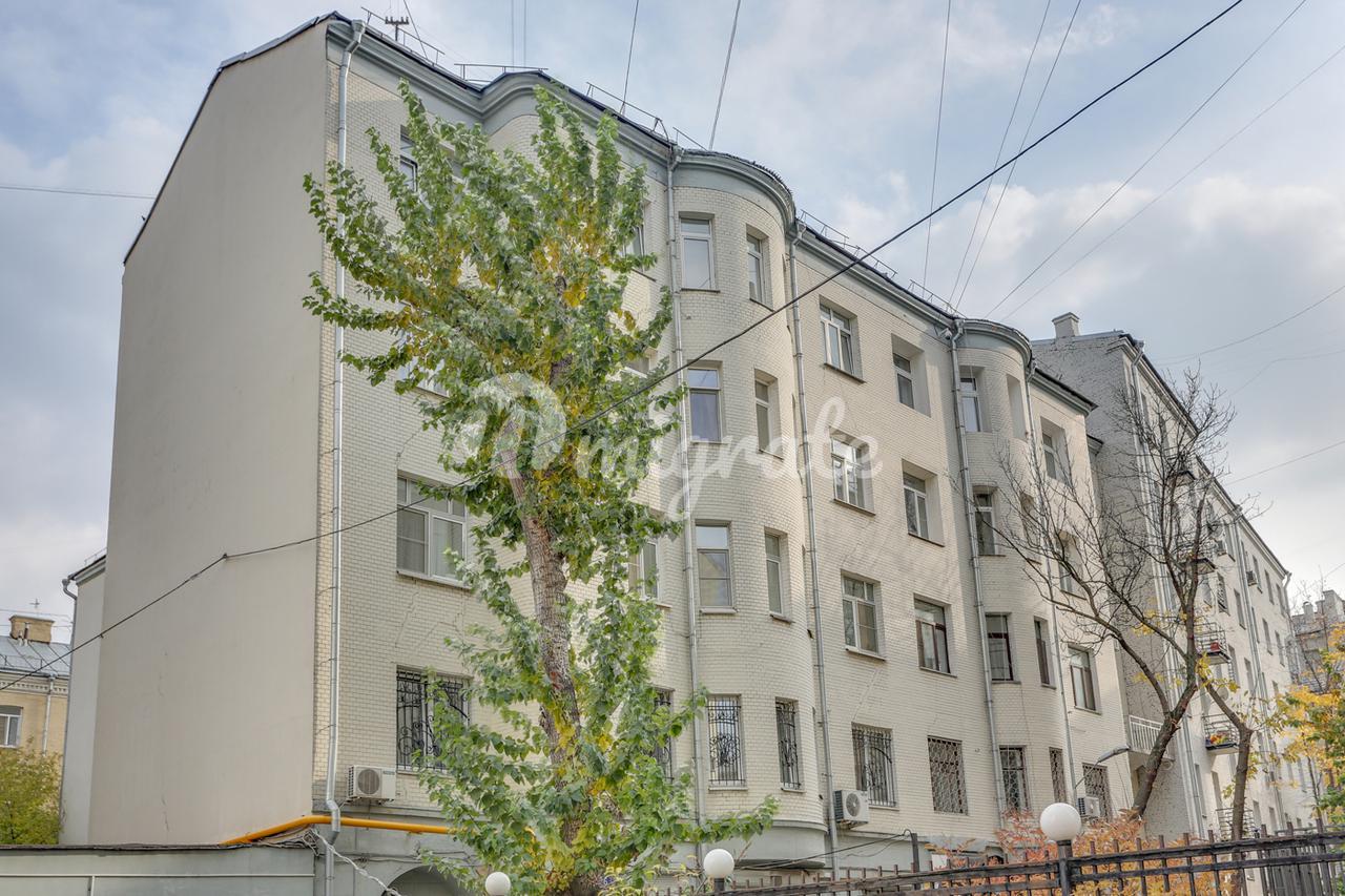 Квартира 🏠 110 м² 4 комнаты в ЖК Клубный дом Малый Николопесковский  переулок, 6стр3, цена 150 000 руб. в месяц | Лот al23902