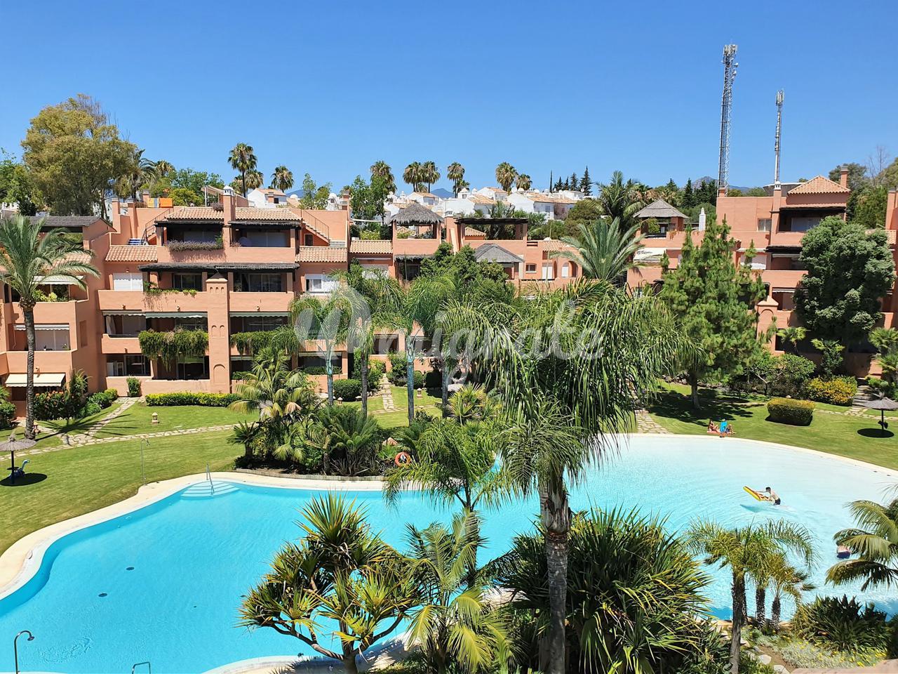 Пентхаус в Alhambra del Golf, Estepona, Malaga