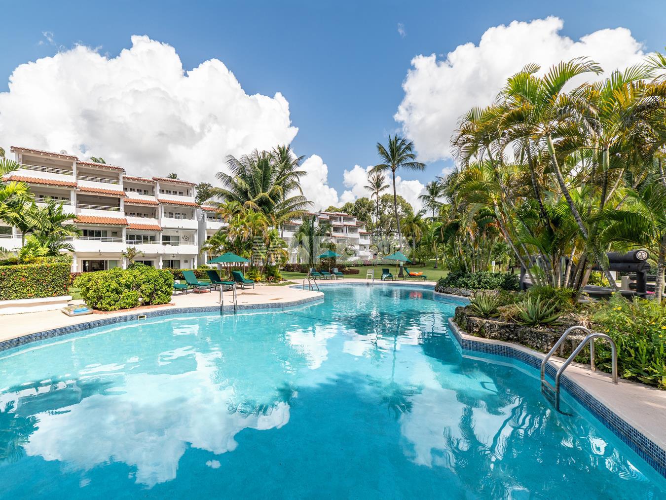 Апартамент в Glitter Bay, St James