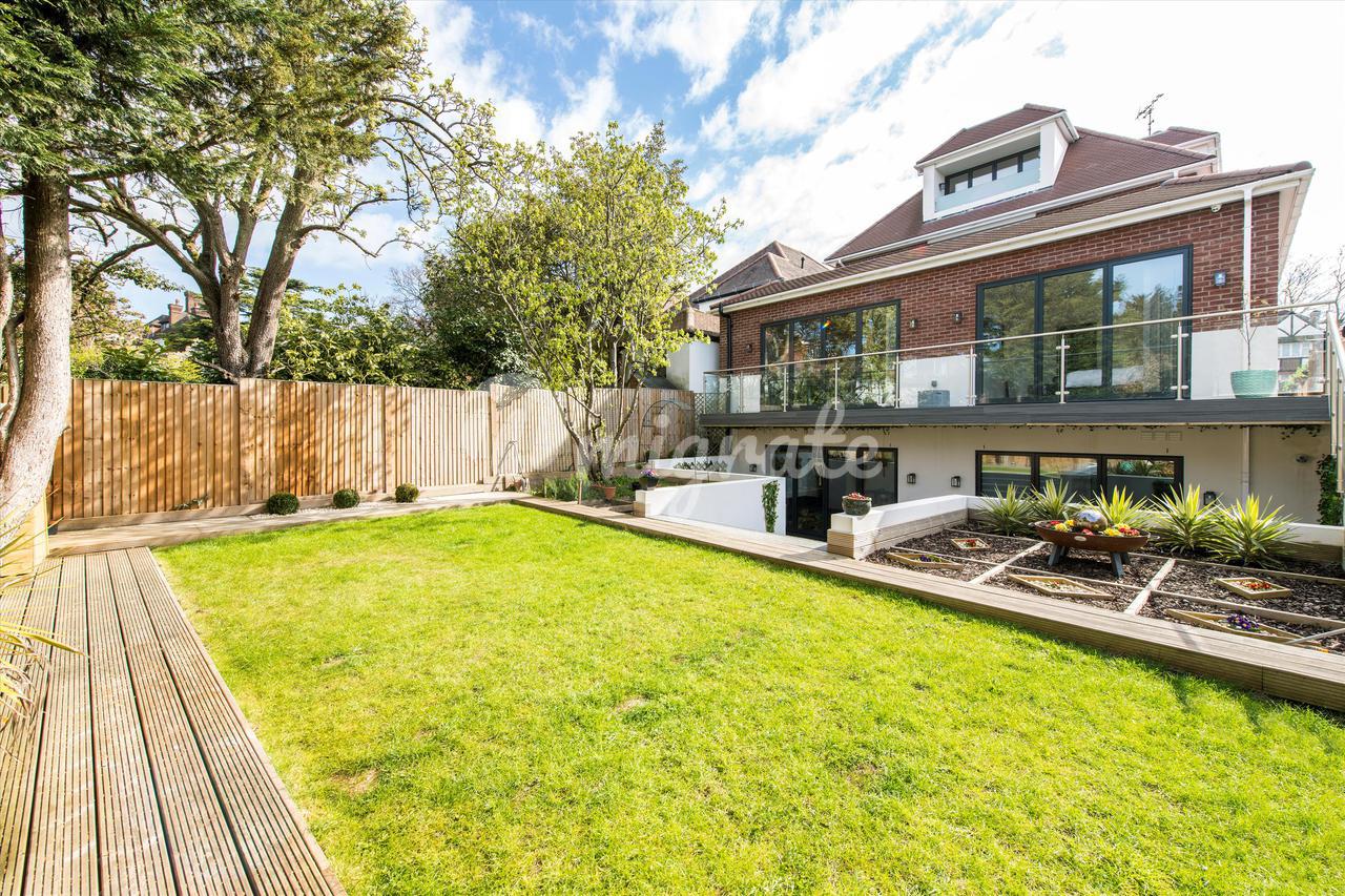 Квартира в Finchley Road, London, NW11