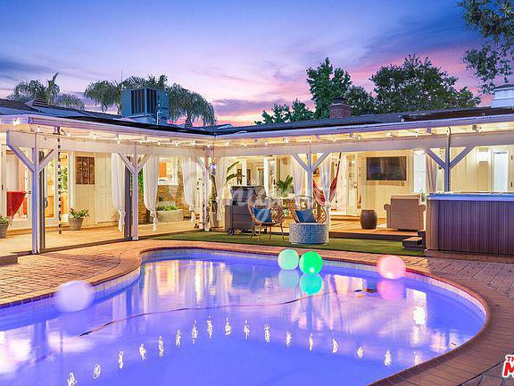 Изысканный дом в Вудленд-Хиллз, Лос-Анджелес (23023 Leonora Dr, Woodland Hills, CA 91367)
