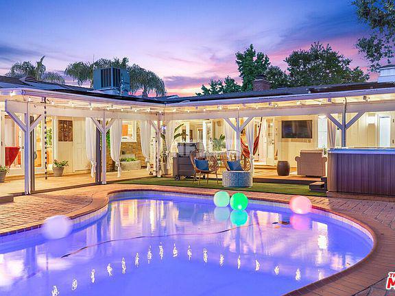 Изысканный дом в Вудленд-Хиллз, Лос-Анджелес (23023 Leonora Dr, Woodland Hills, CA 91367)