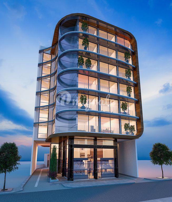 Коммерческое здание на первой линии в Лимасоле