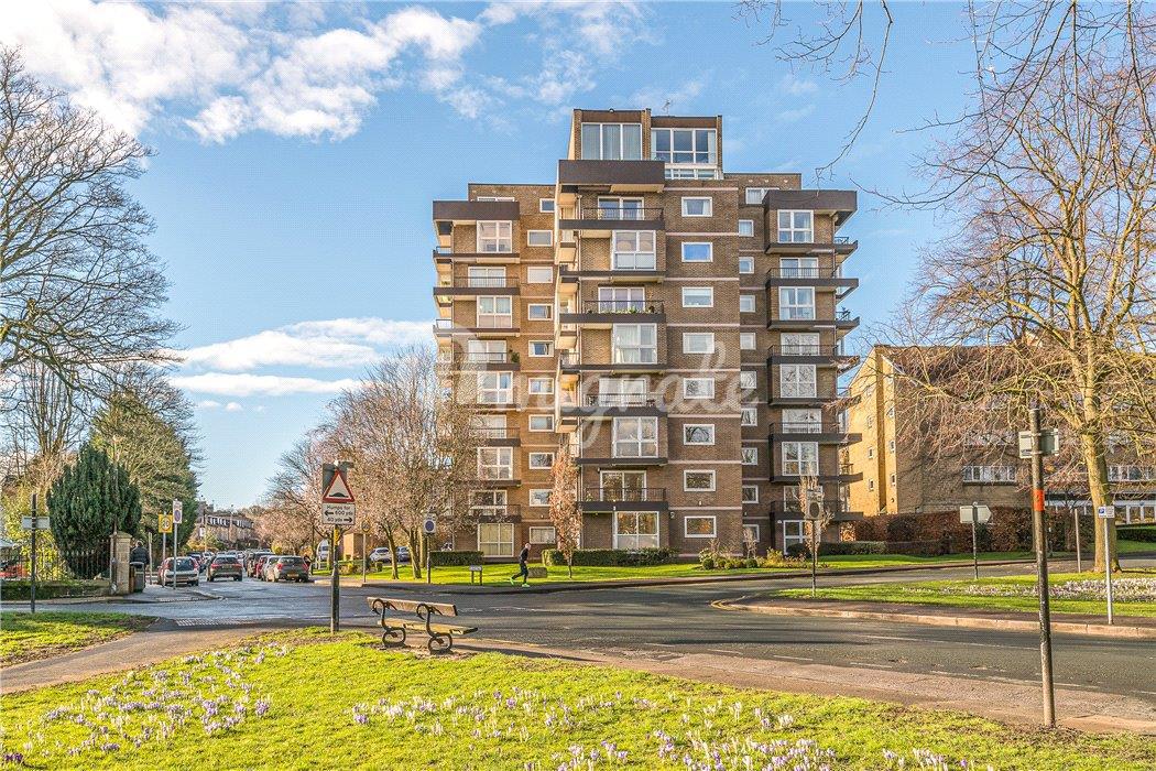 Квартира в Esplanade Court, 2 St. Marys Walk, Harrogate, North Yorkshire, HG2