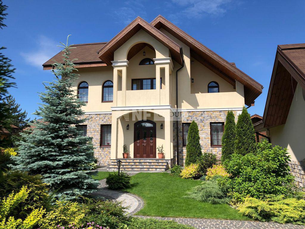 «Петровский Парк» (Petrovskiy Park)