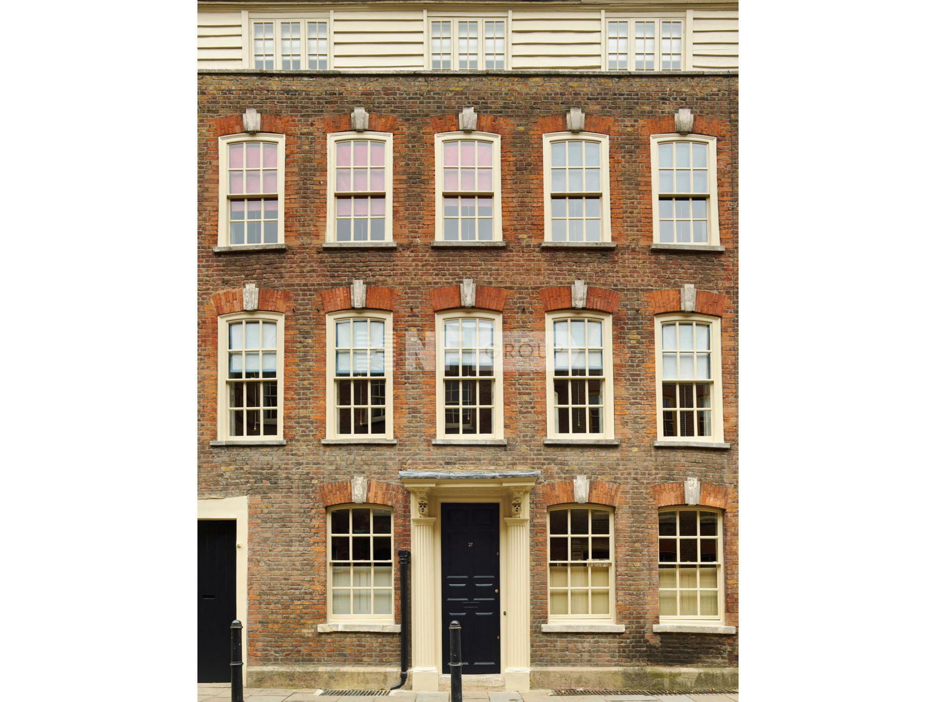 Вилла в Fournier Street, Spitalfields, London, E1