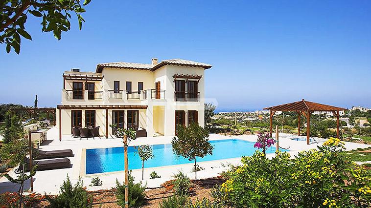 Вилла с бассейном в Пафосе (Aphrodite)