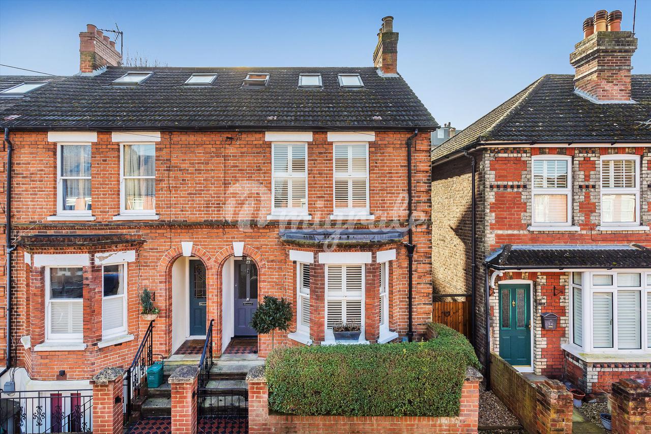 Вилла в Testard Road, Guildford, Surrey, GU2