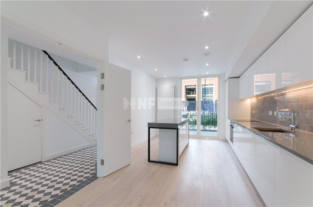 Вилла в Royal Crest Avenue, Royal Wharf, London, E16