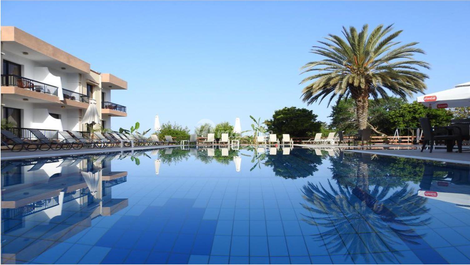 Отель в Киссонерге, Пафос
 (Hotel in Kissonerga, Paphos)