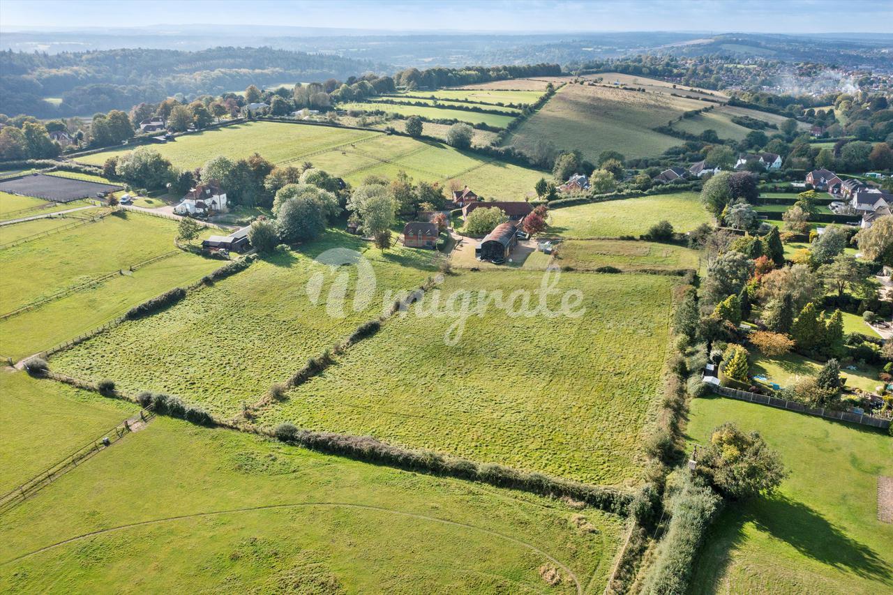 Земельный участок в One Tree Hill Road, Guildford, Surrey, GU4