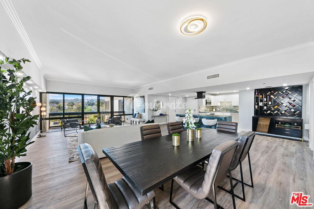 Кондоминиум в 10445 Wilshire Blvd, 705 - Westwood / Century City, California