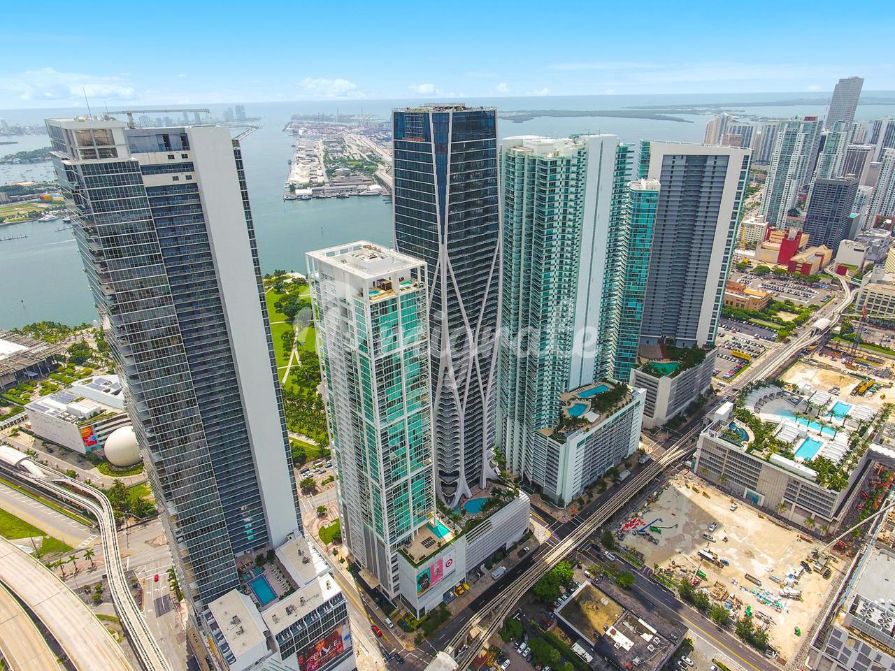 Кондоминиум в 1000  Biscayne Blvd , 3101 - Miami, Florida