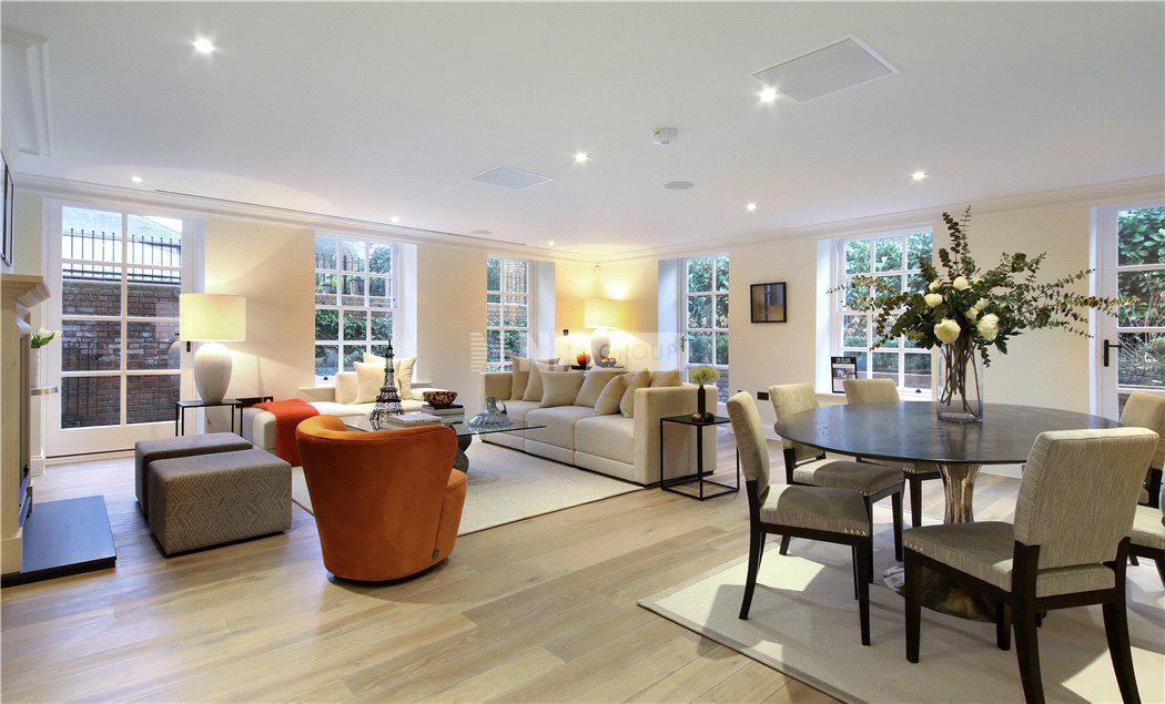 Квартира в Flat 3, Eagle House, High Street, Wimbledon Village, London, SW19