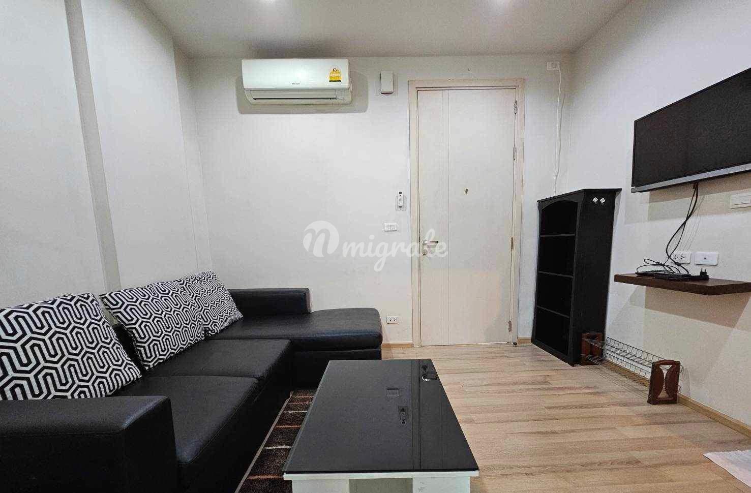 1 спален Кондо на продажу в The Base Downtown (The Base Downtown)