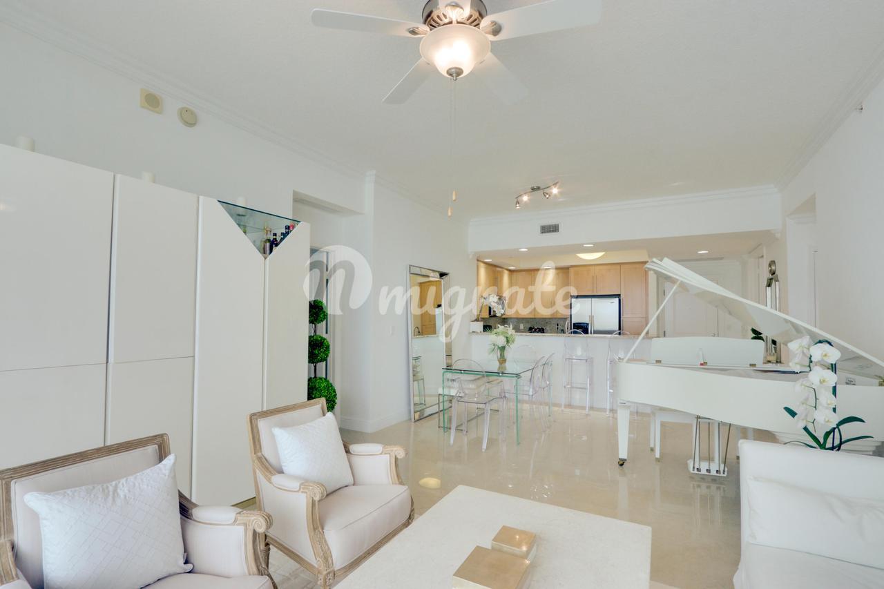 Кондоминиум в 701 S Olive Avenue, 720 - West Palm Beach, Florida
