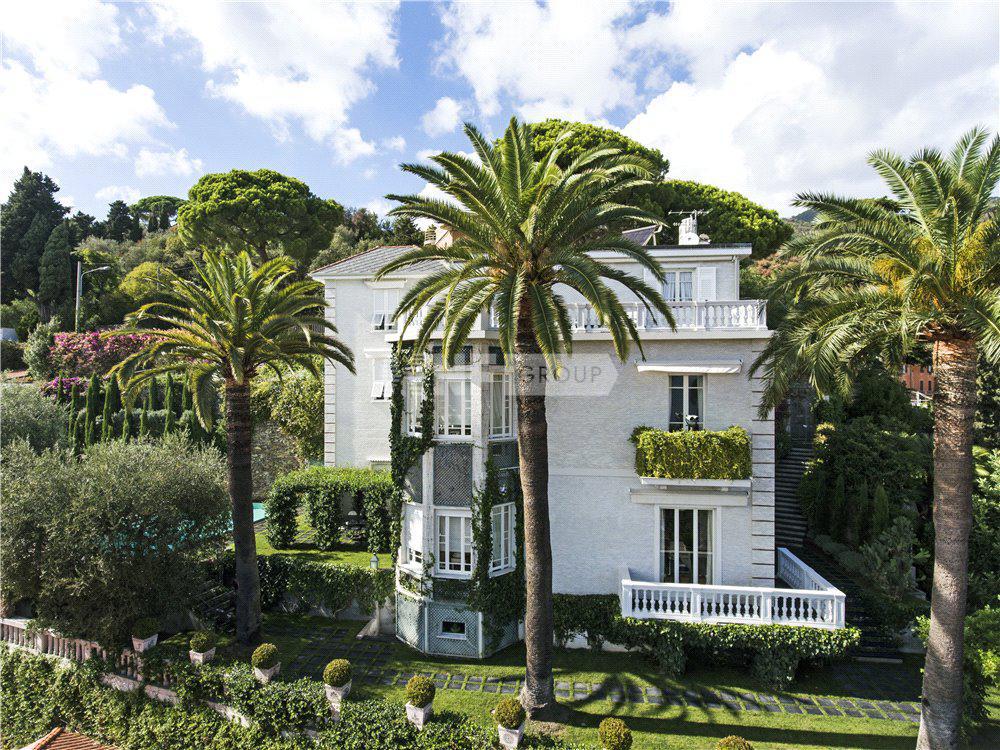 Элегантная викторианская вилла