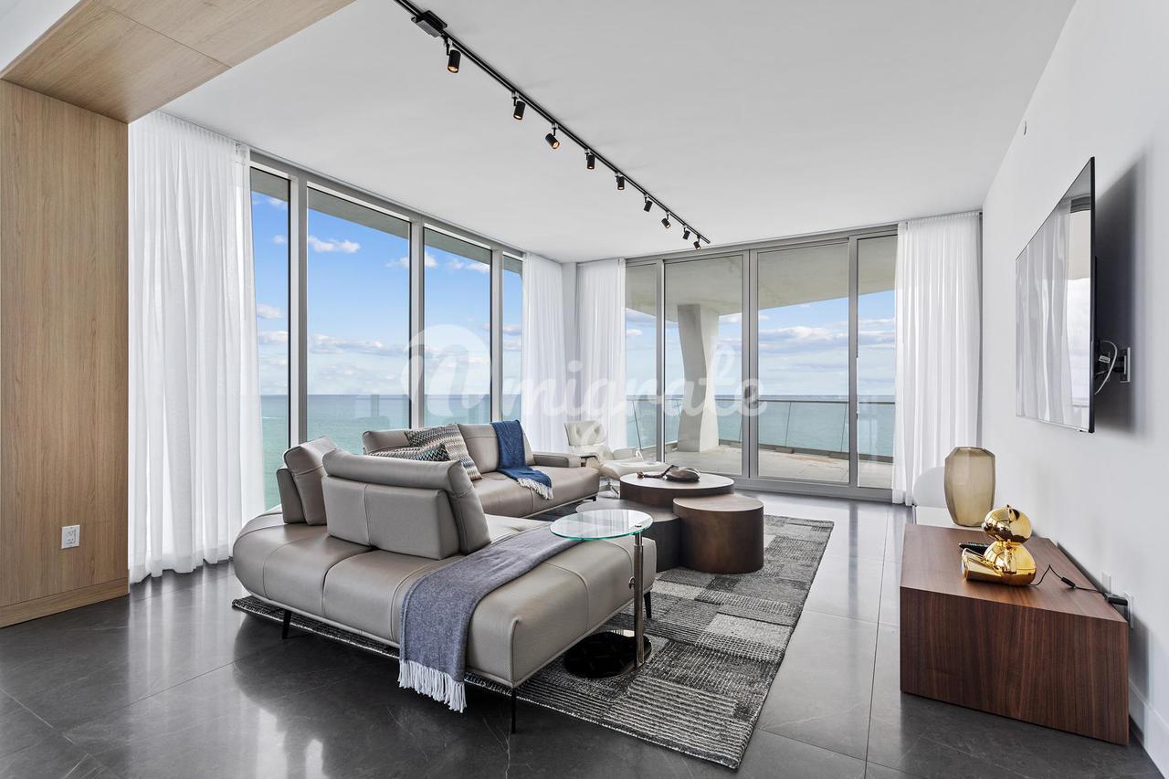 Кондоминиум в 16901  Collins Ave , 1505 - Sunny Isles Beach, Florida