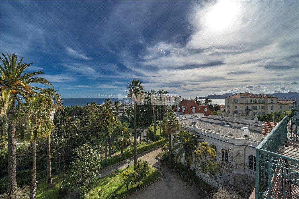 Апартаменты с видом на море