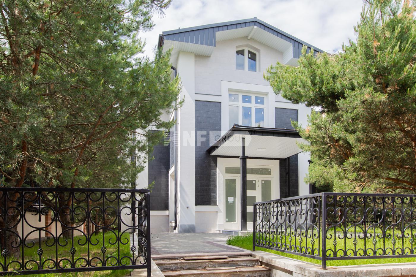 «Азарово» (Azarovo)