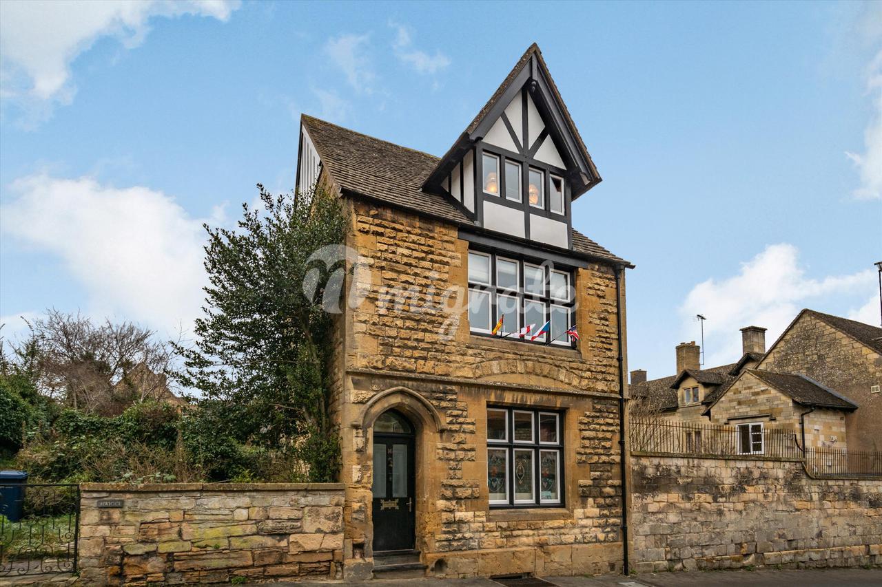 Вилла в Hailes Street, Winchcombe, Cheltenham, Gloucestershire, GL54