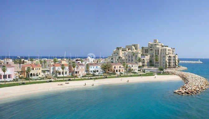 Дом с 4 спальнями в Лимассоле
 (4 Bedroom House in Limassol)