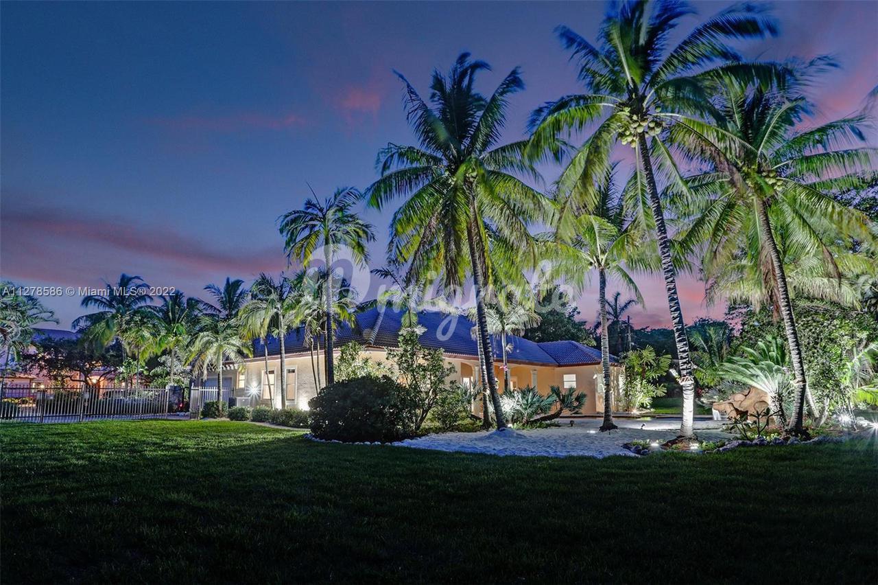 Вилла в 7915 SW 64th Ter - Miami, Florida