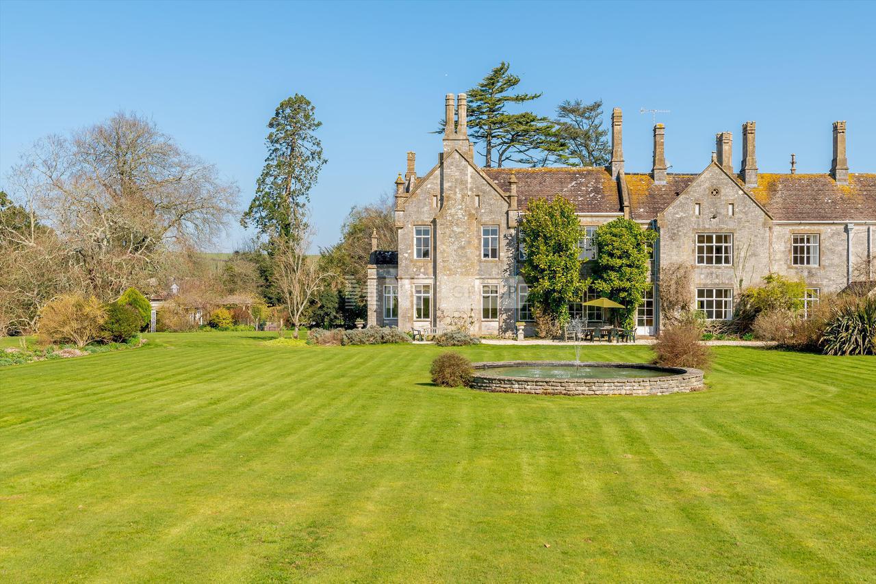 Вилла в Southover House, Southover, Tolpuddle, Dorchester, Dorset, DT2