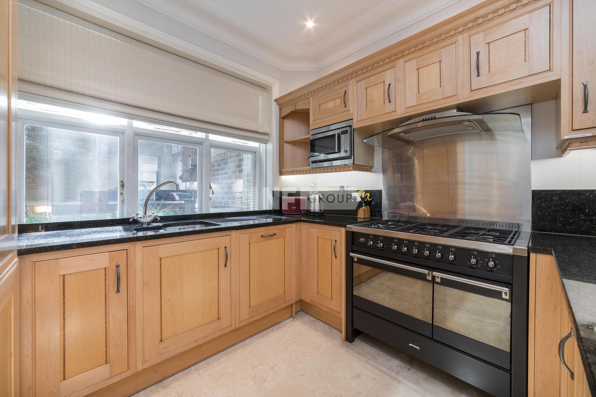 Вилла в Branch Hill, London, NW3