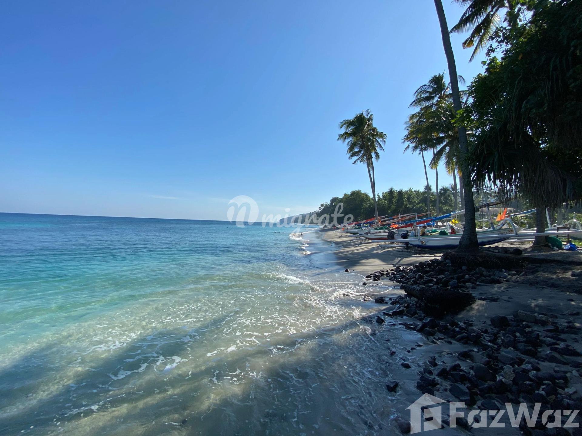 Земельный участок на продажу (Beachfront Land for Sale in Senggigi)