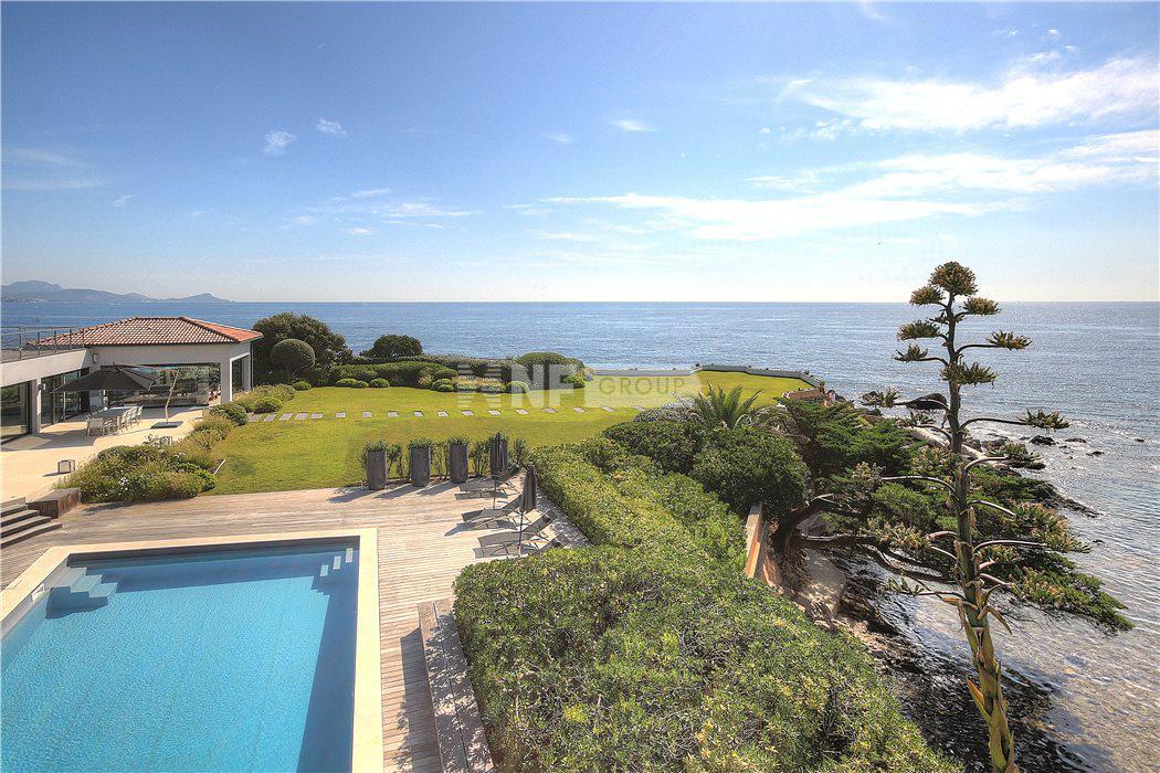 Потрясающая вилла в Сент-Айгульф