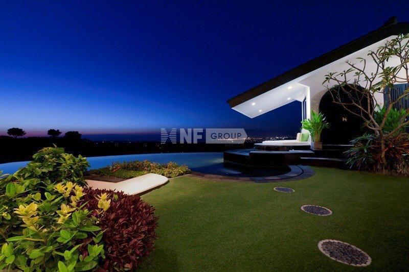 Cliff Villa on Ungasan with Unobstructed View