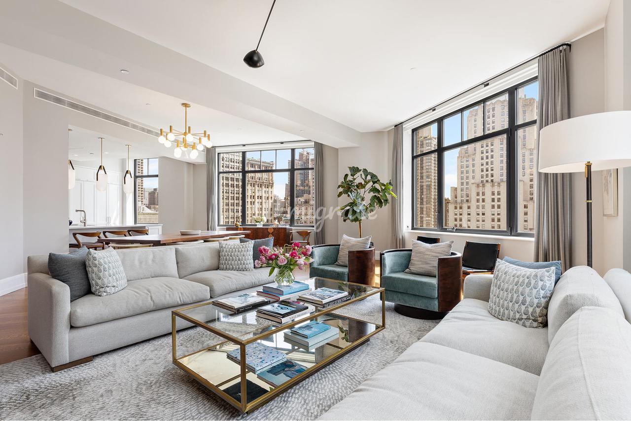 Кондоминиум в 10  MADISON SQ W, 12D - Flatiron District, New York