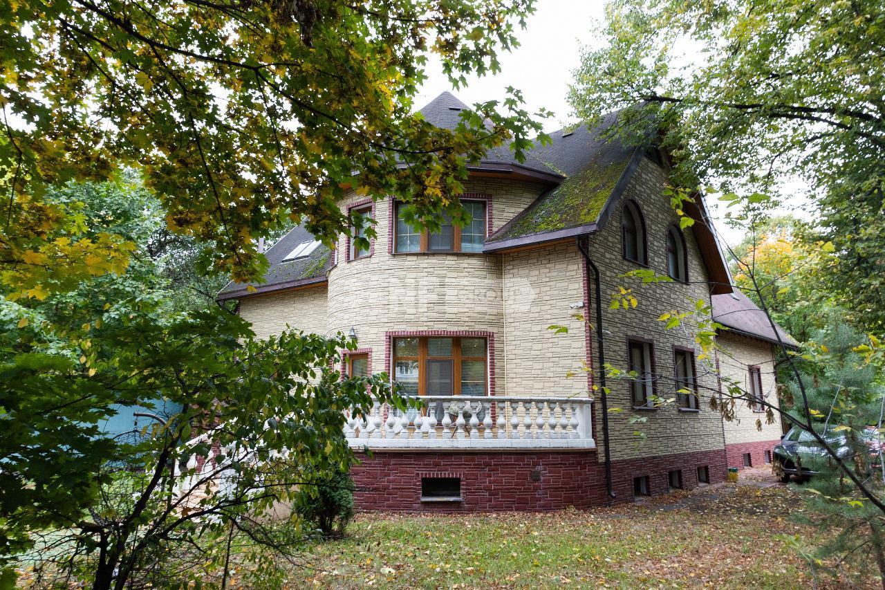 «Поселок художников» (Poselok khudozhnikov)