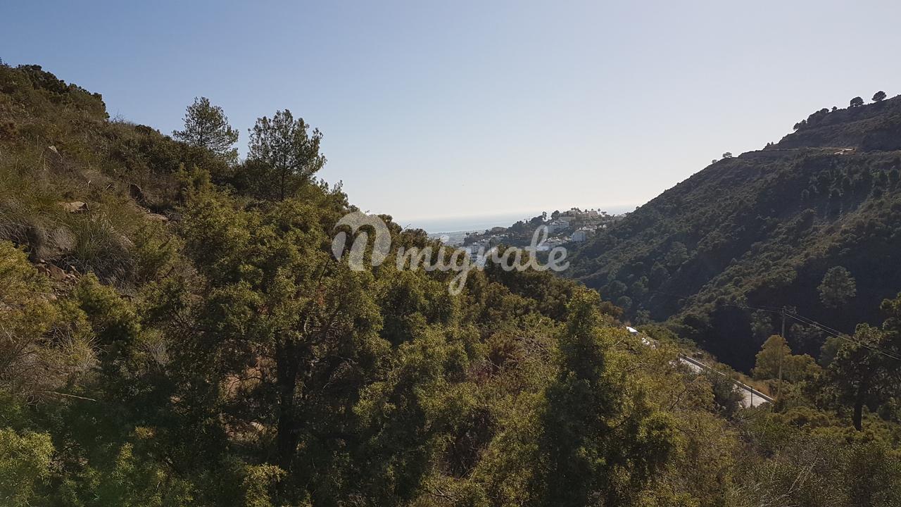 Коммерческая земля в El Madroñal, Benahavis, Malaga