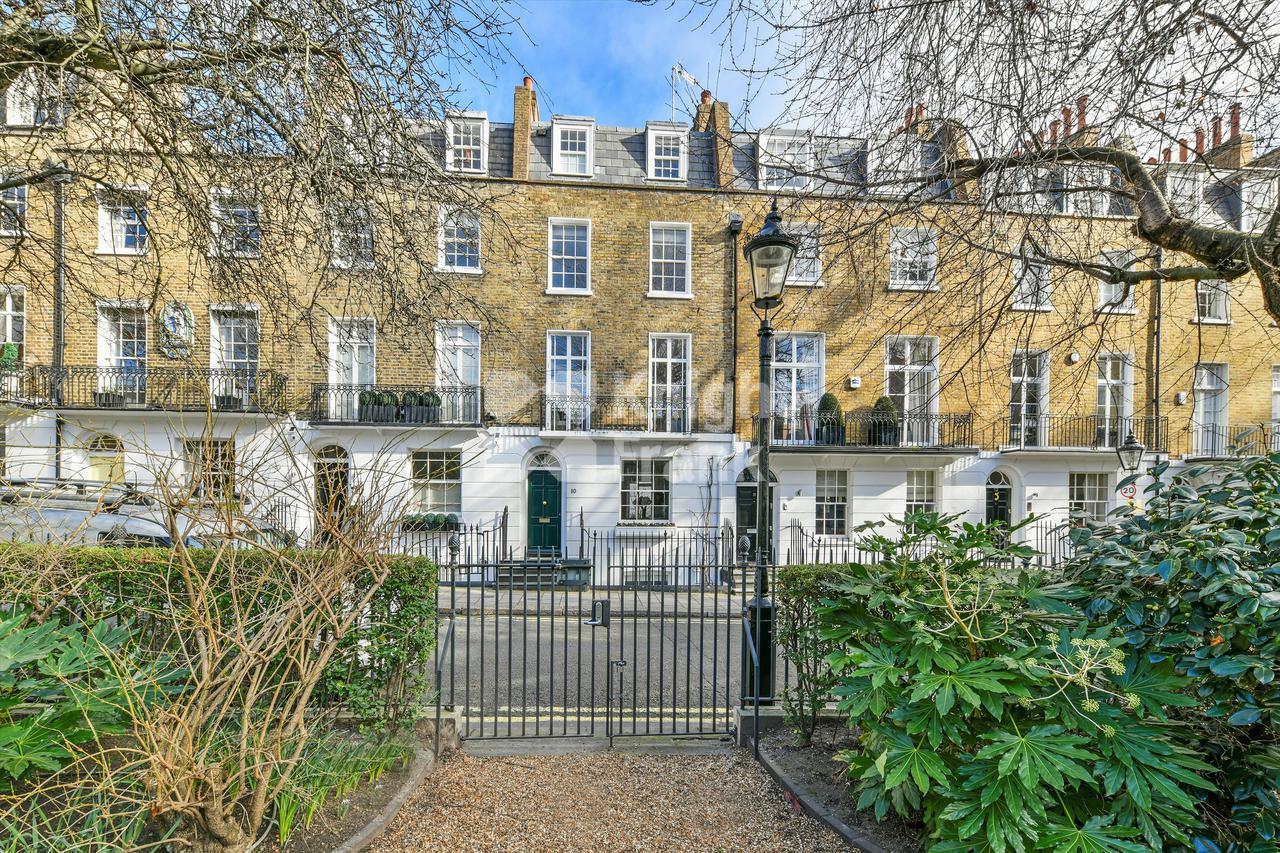 Продажа - Вилла в Trevor Square, Knightsbridge, London, SW7. - в Лондоне в  Великобритании, цена € 6 283 360 | KF.expert