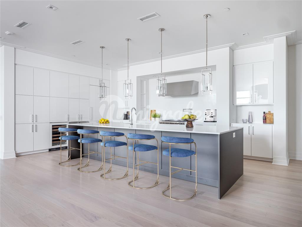 Кондоминиум в 6017 Memorial Drive, 503 - Houston, Texas