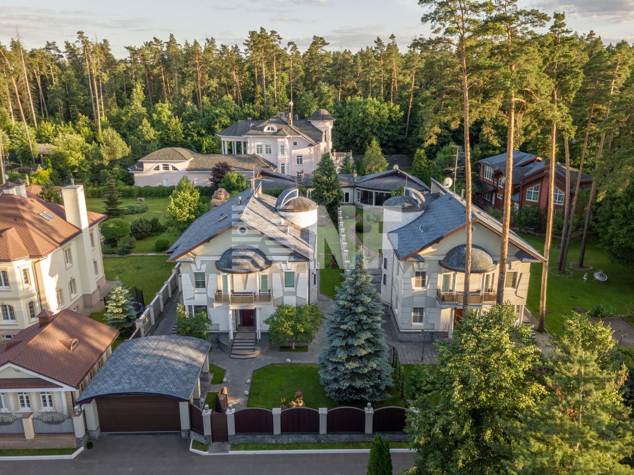 Загородный 🏠 дом 400 м² в поселке Мичуринец ДСК на Минском  шоссе, цена 100 млн. руб. | Лот hs9915989