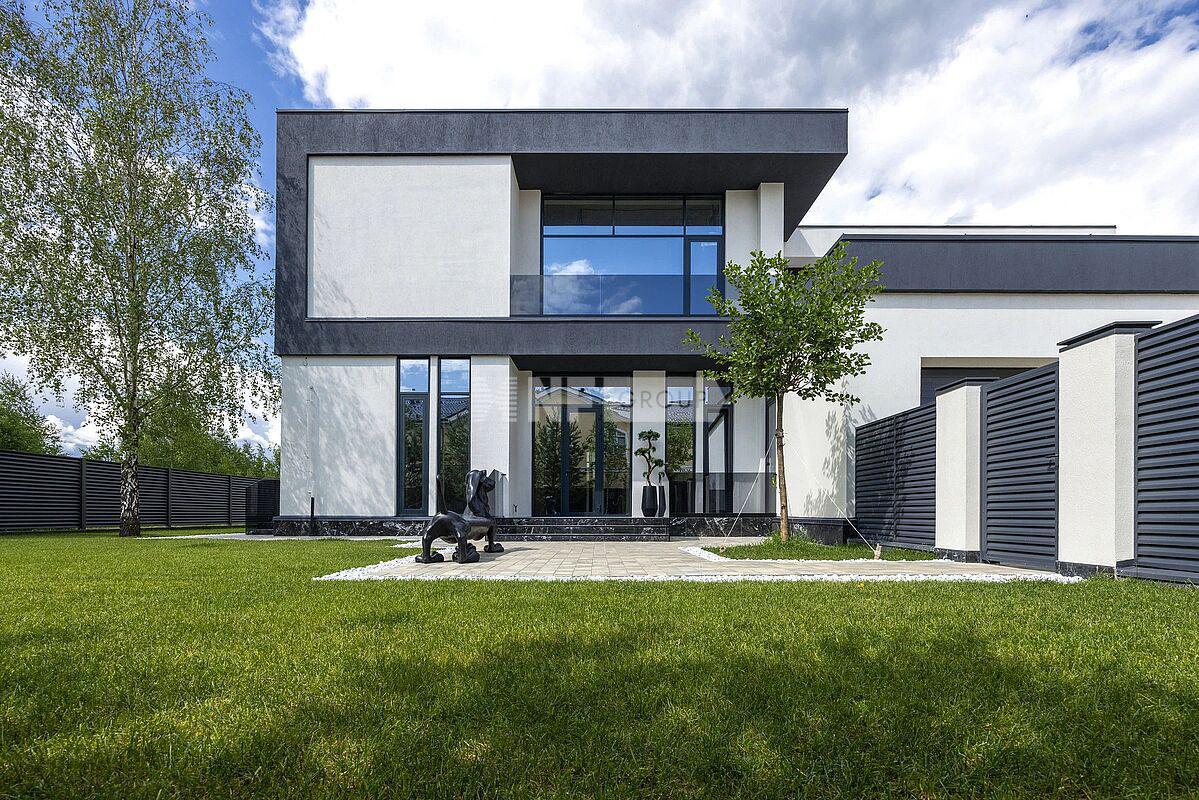 «Онегино» (Onegino)