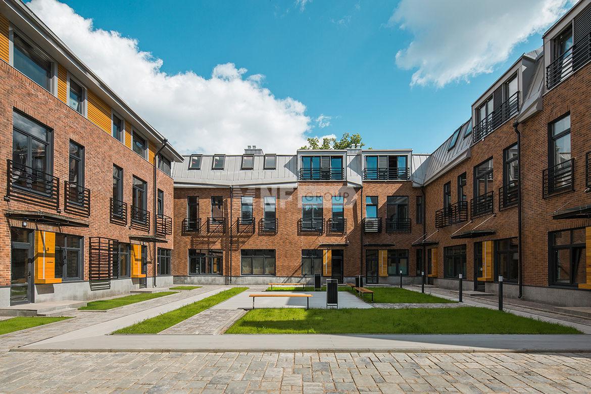 Studio 8 (Студио 8)